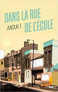 Anouk F - Dans la rue de l'école